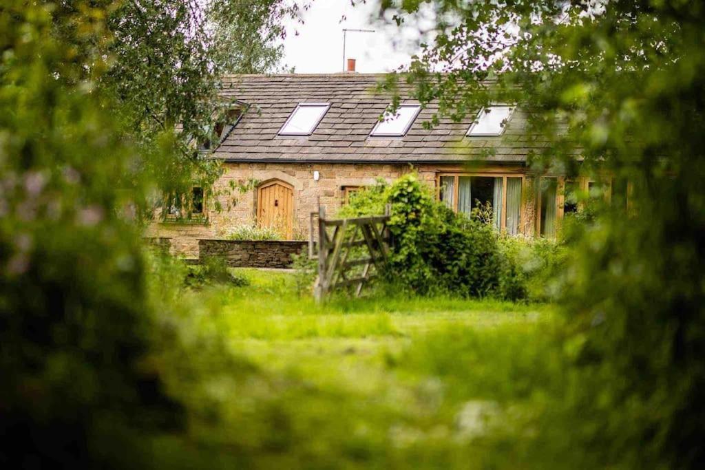 Four Bed Barn Conversion Junction 37 38 M1 巴恩斯利 外观 照片
