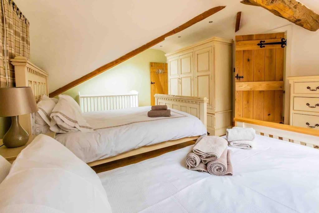 Four Bed Barn Conversion Junction 37 38 M1 巴恩斯利 外观 照片